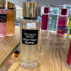 Victoria's Secret Velvet Petals Shimmer Mist with Gold Cap